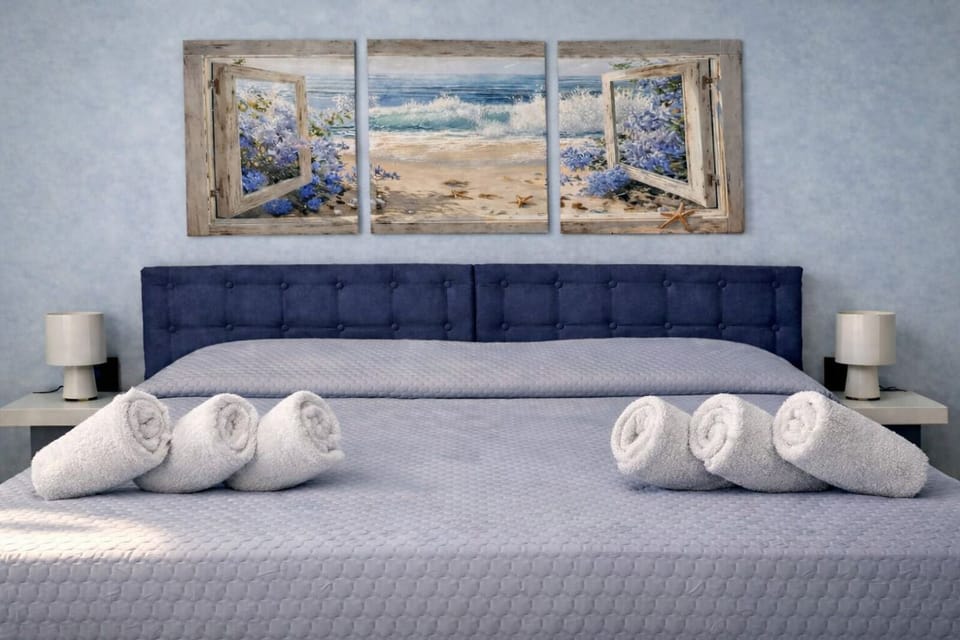 Double Room | Laptop workspace, WiFi (free)