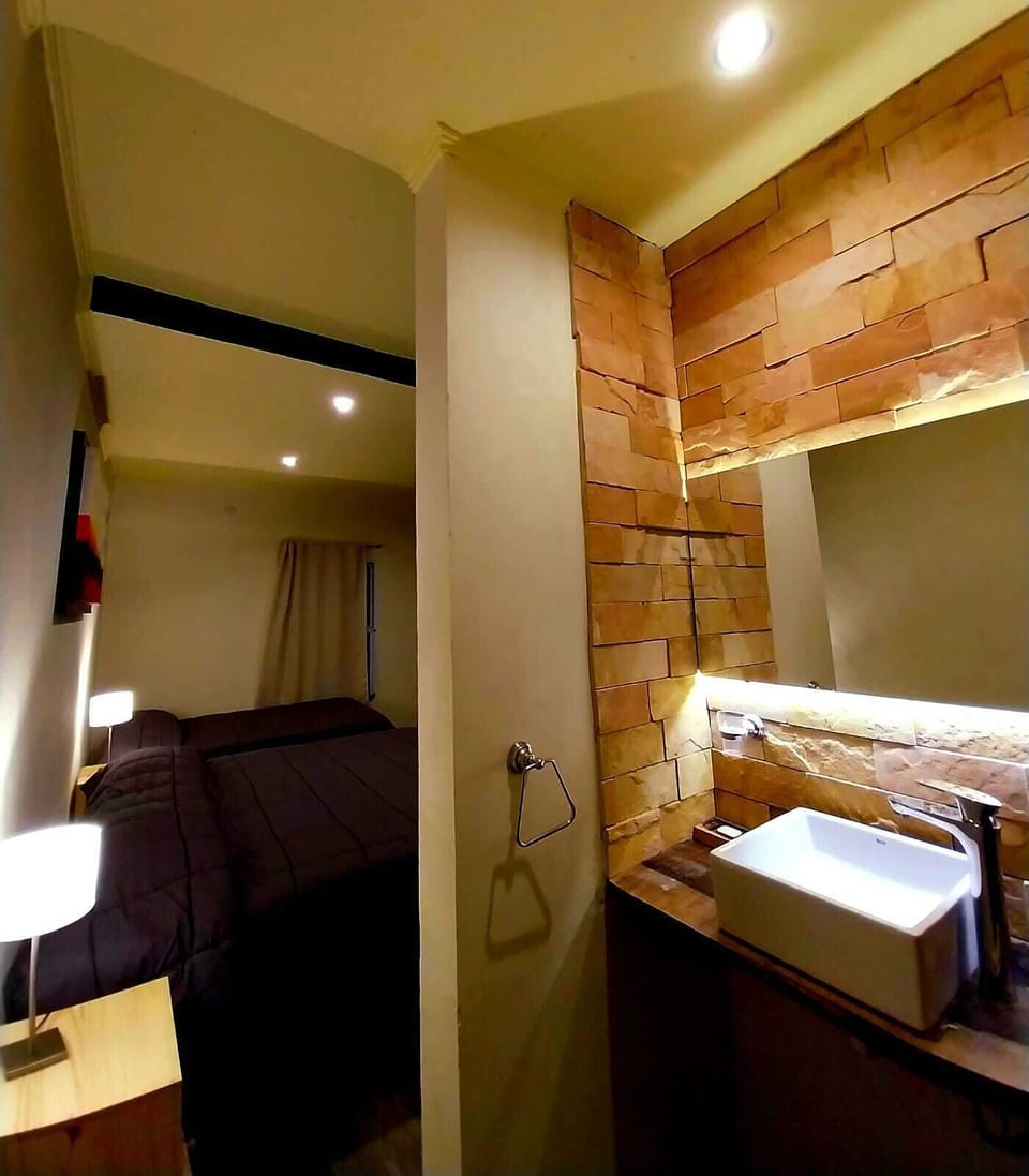 Comfort Triple Room, Garden View | Bathroom | Shower, free toiletries, hair dryer, towels