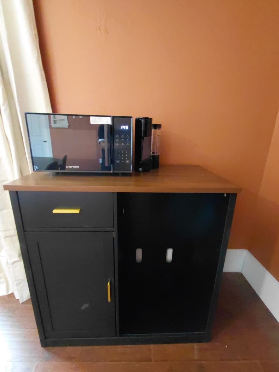 Microwave