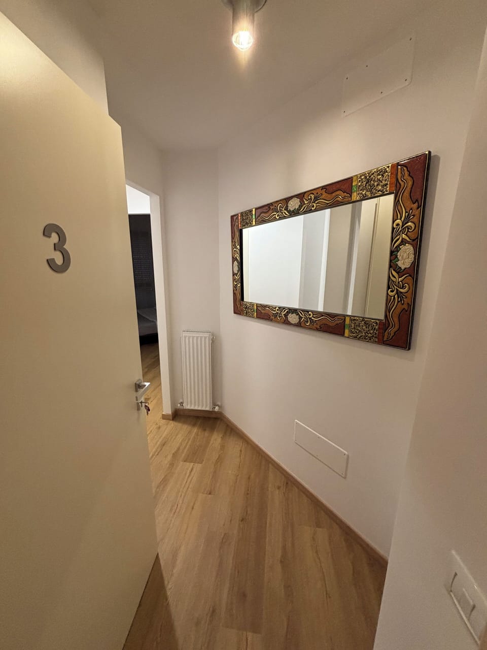 Deluxe Double Room, 1 Queen Bed, Balcony, City View | Minibar, blackout drapes, soundproofing, WiFi (free)