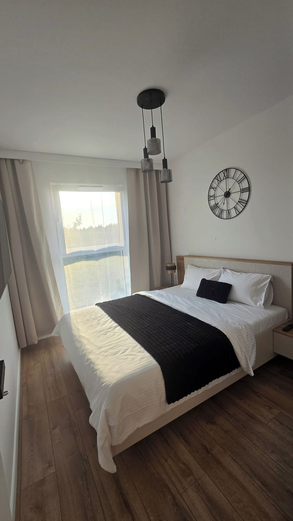 1 bedroom, iron/ironing board, WiFi (free), bed sheets