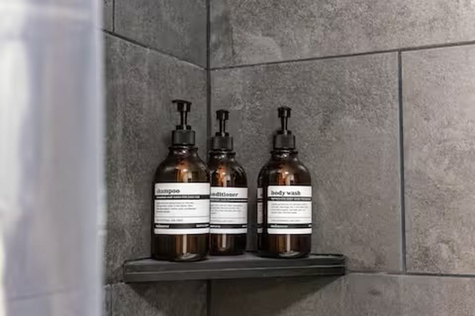 Bathroom amenities
