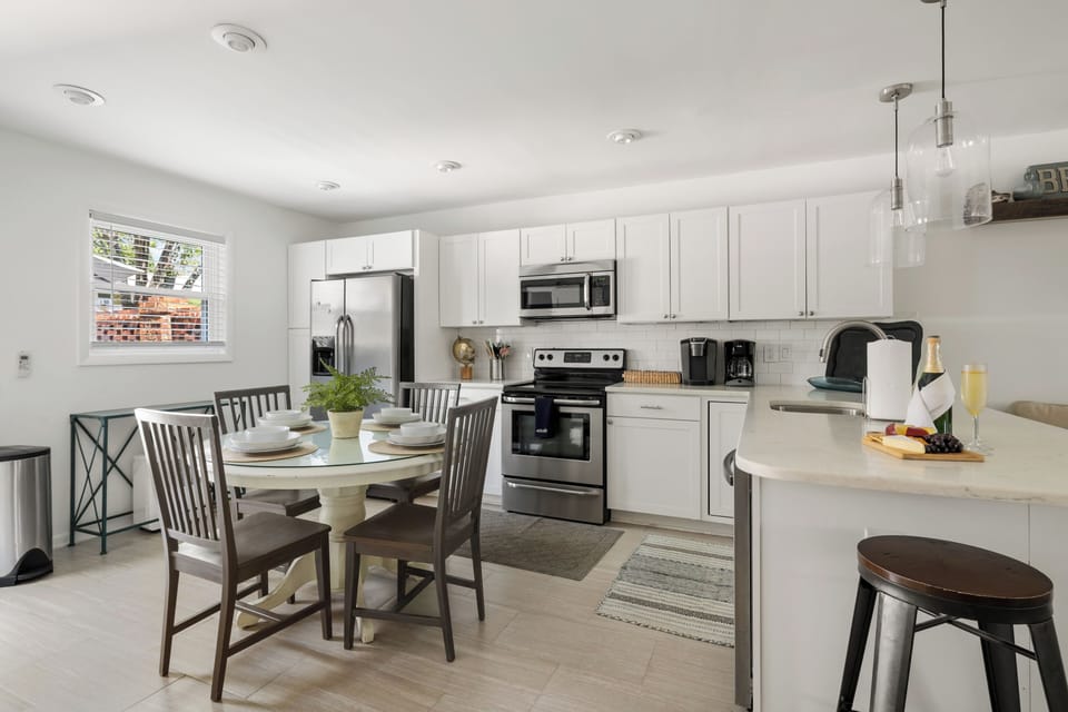 Lowcountry Retreat | Minutes to Everything!