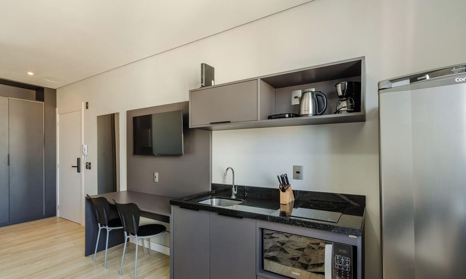 Comfort w/ Pool Close to Ccmq Tco1215 Apartment in Porto Alegre