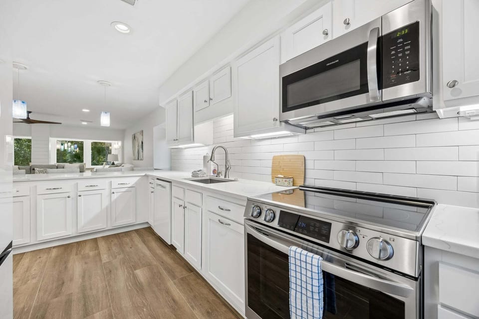 Full equipped kitchen