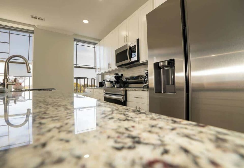 Stylish Modern Kitchen Designed for Comfort and Convenience