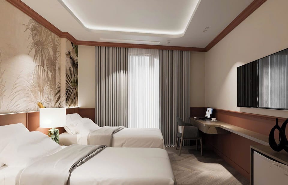 Junior Double or Twin Room, Balcony, City View | Desk, WiFi (free)