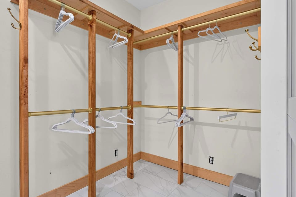 Laundry Area: The convenient laundry area includes a washer and dryer, perfect for longer stays, family trips, or keeping your travel essentials fresh and clean.