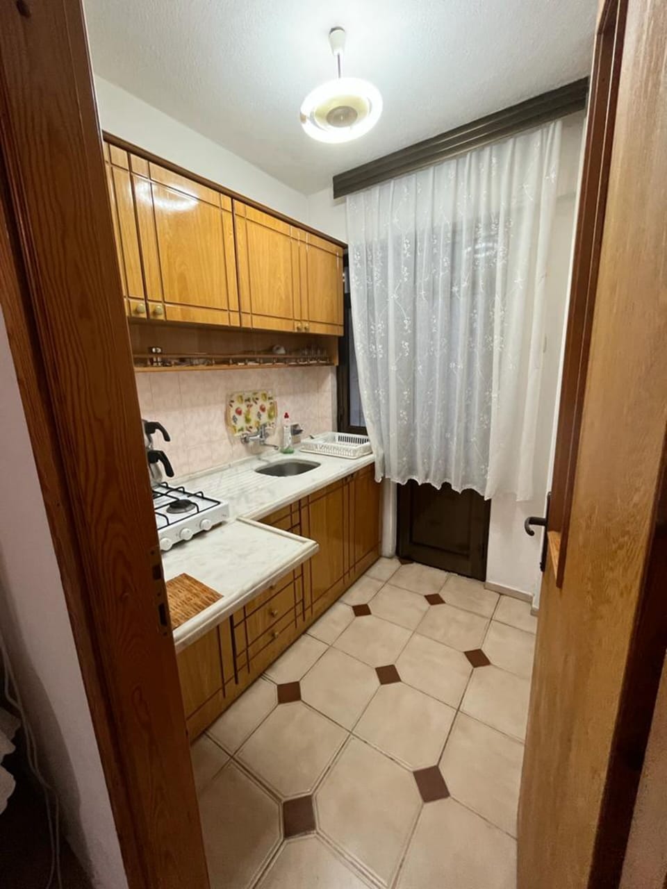 Basic Condo, Balcony | Private kitchen