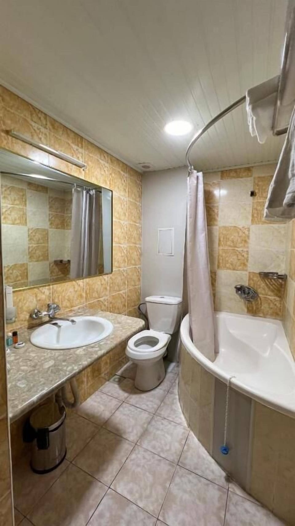Standard Double Room, Lanai, City View | Bathroom | Free toiletries, hair dryer, slippers, towels