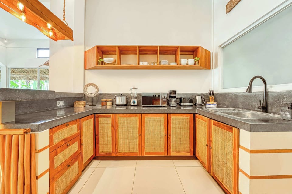 Fully equipped for cooking, gathering, and sharing moments 