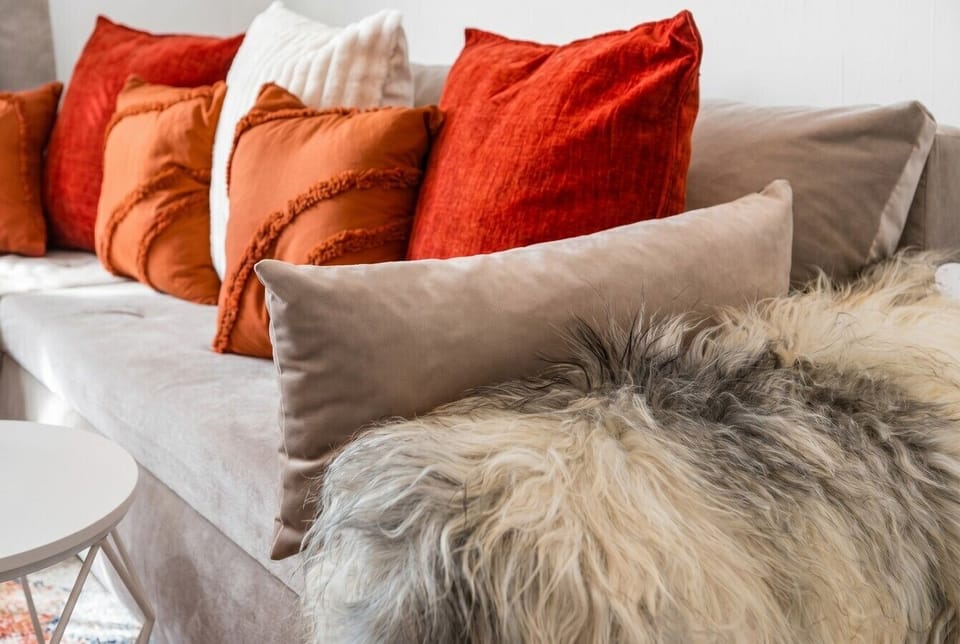 Copy of 01 - Living - sofa & cushions