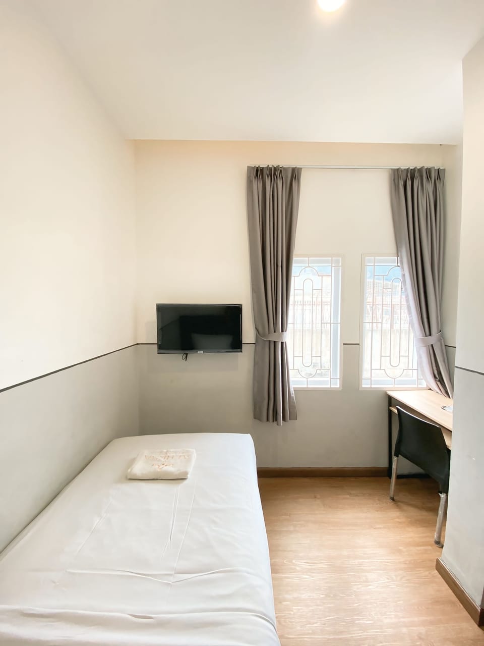 Standard Single Room | Desk, laptop workspace, WiFi (free)