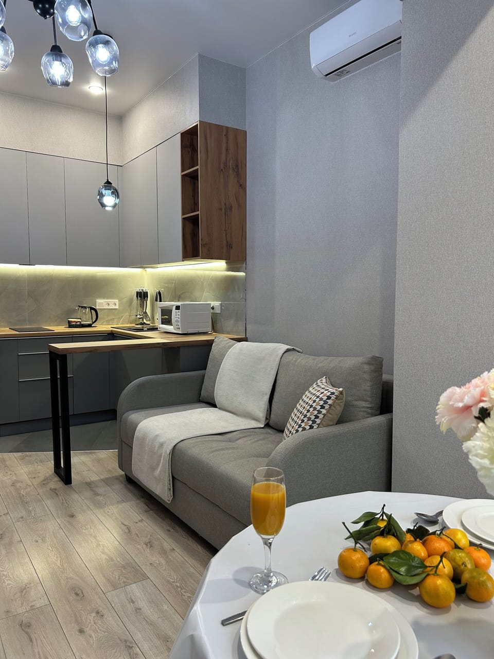 Comfort Apartment, 1 Queen Bed with Sofa bed, Non Smoking | Interior