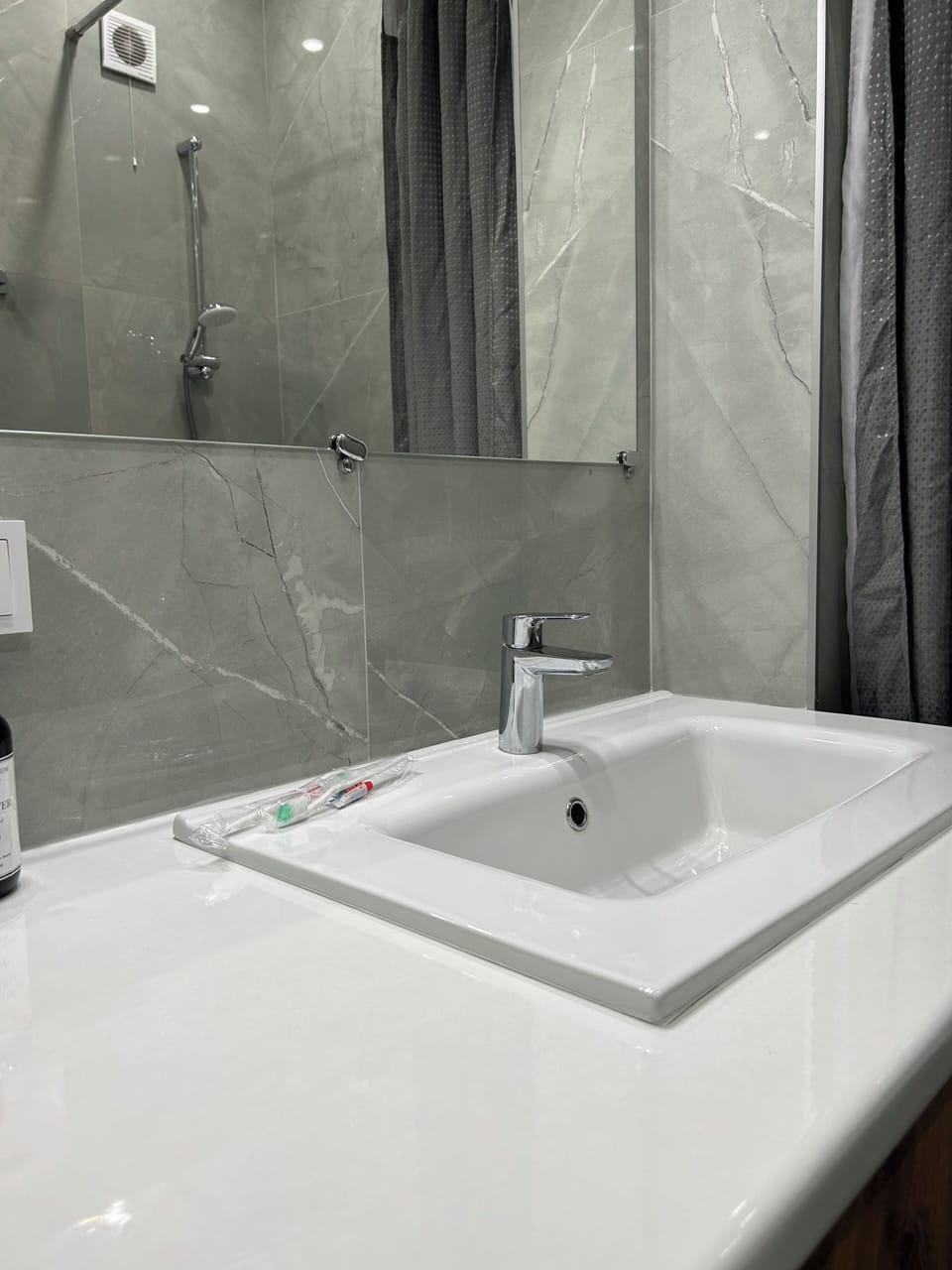 Comfort city Residence near to MEGA Apartment in Almaty