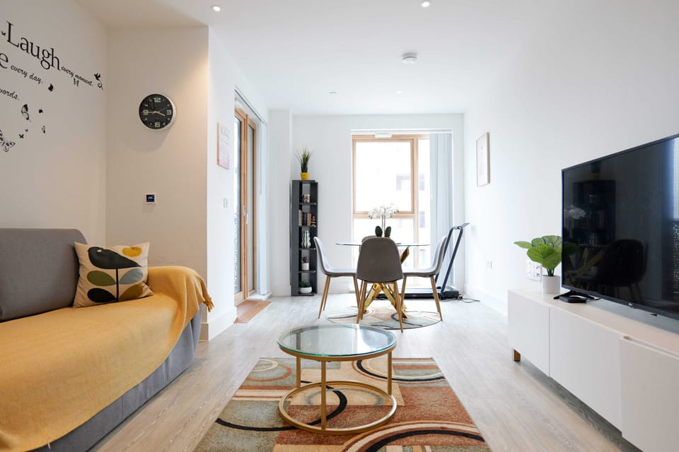 Luxury Apartment | Living area