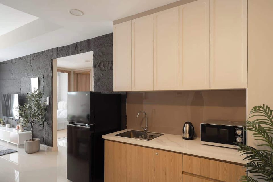 Fully Equipped Kitchen with Stove, Microwave, Pots and Pans, everything needed to cook meals while away from home
