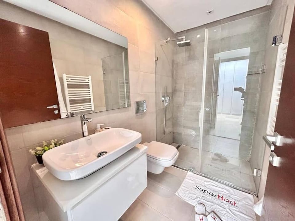 Villa Contemporaine S3 Piscine La Marsa Villa in Tunis Governorate, Tunisia