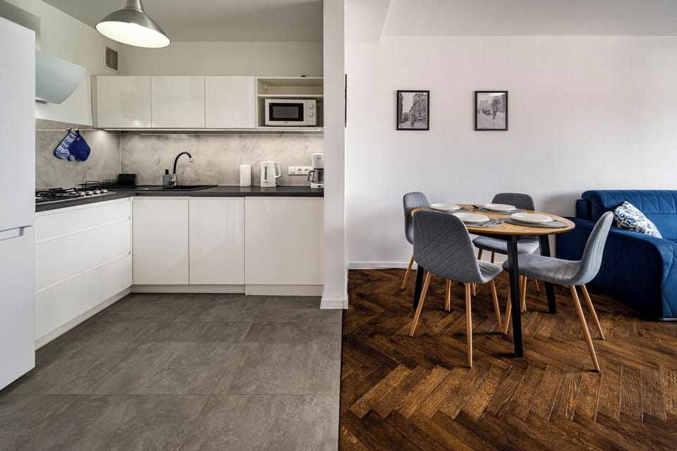 Apartment, Balcony | Private kitchenette