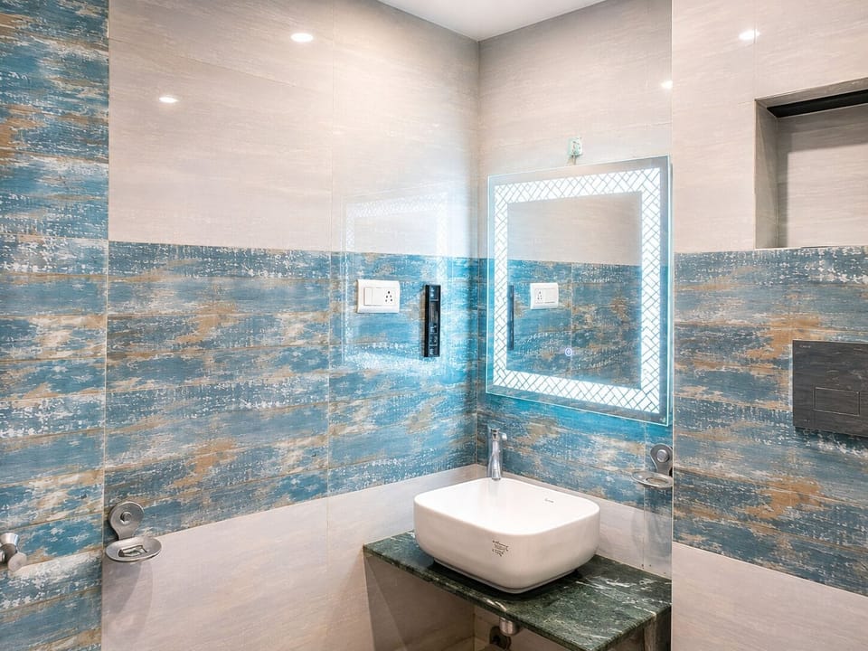 Shower, towels, soap, shampoo