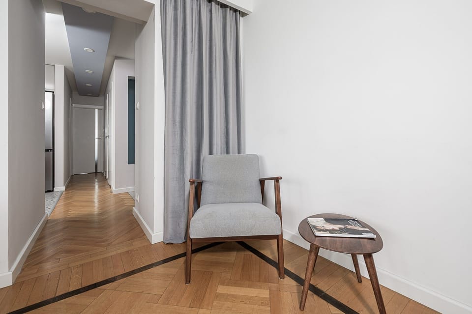 Classic Apartment, 2 Bedrooms, City View | Living area | 40-inch TV with satellite channels, Netflix, streaming services
