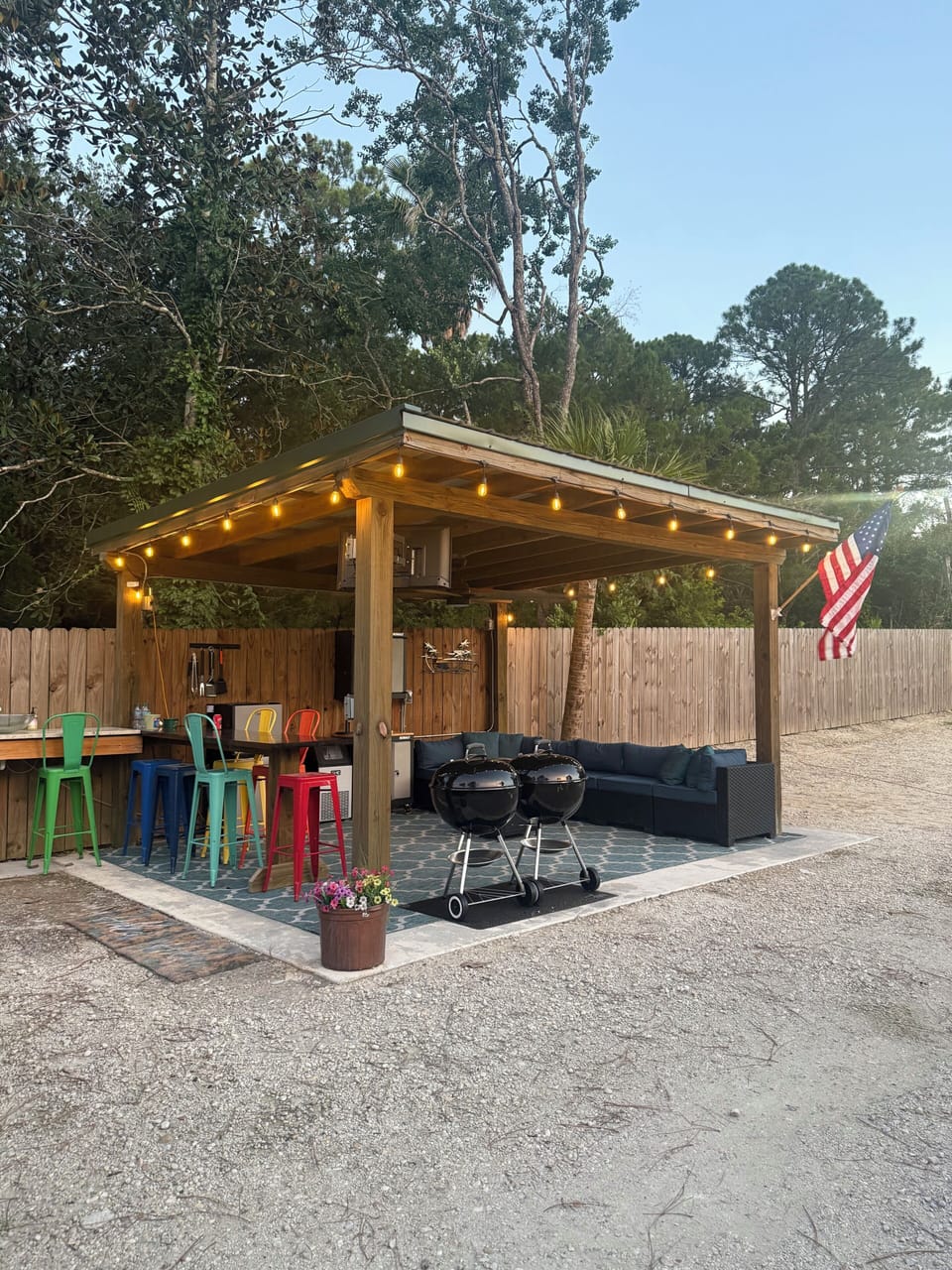 Outdoor dining