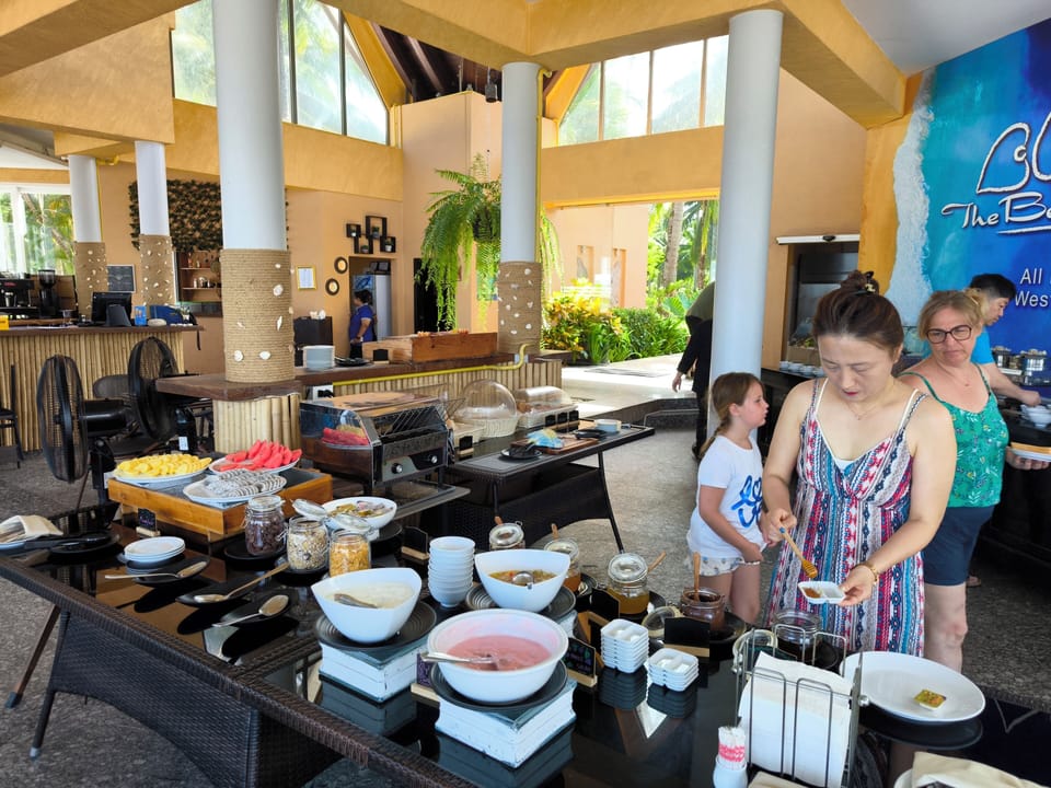 Villa, 1 Bedroom, Balcony, Garden View | Dining