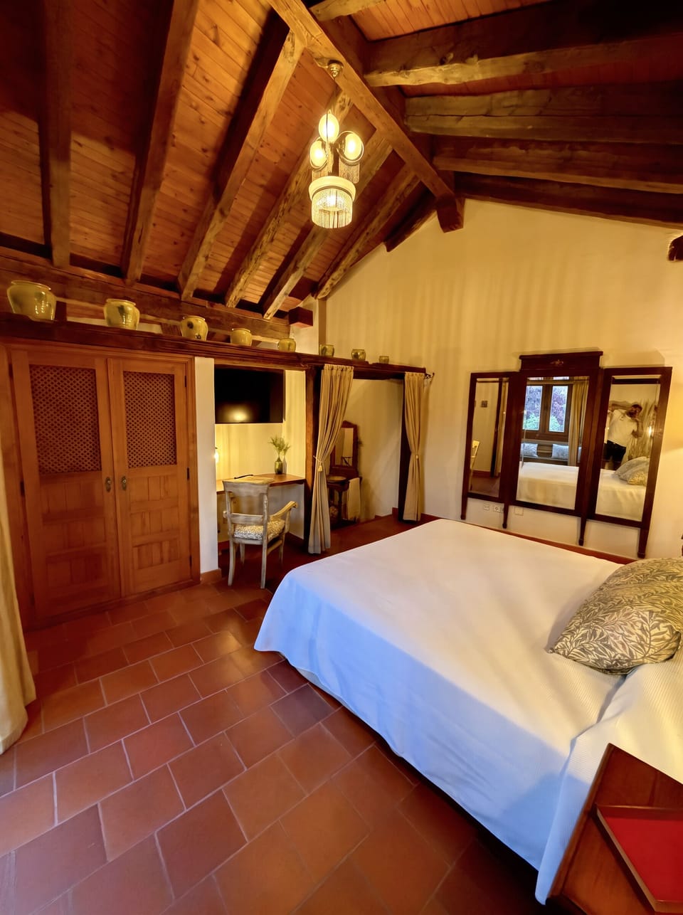 Double Room | Desk, laptop workspace, blackout drapes, soundproofing