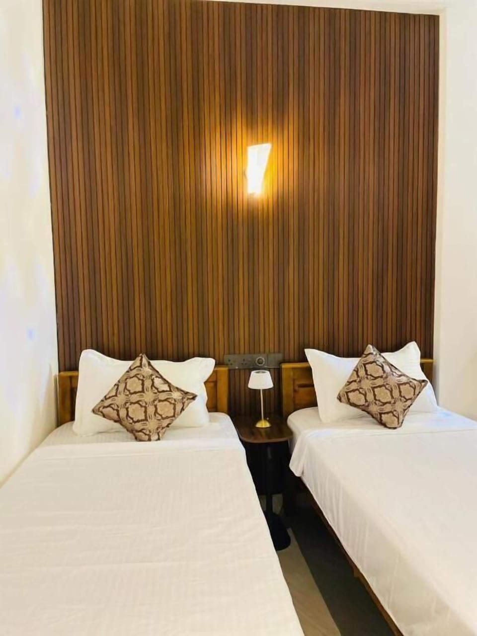 Deluxe Room | Soundproofing, iron/ironing board, WiFi (free)