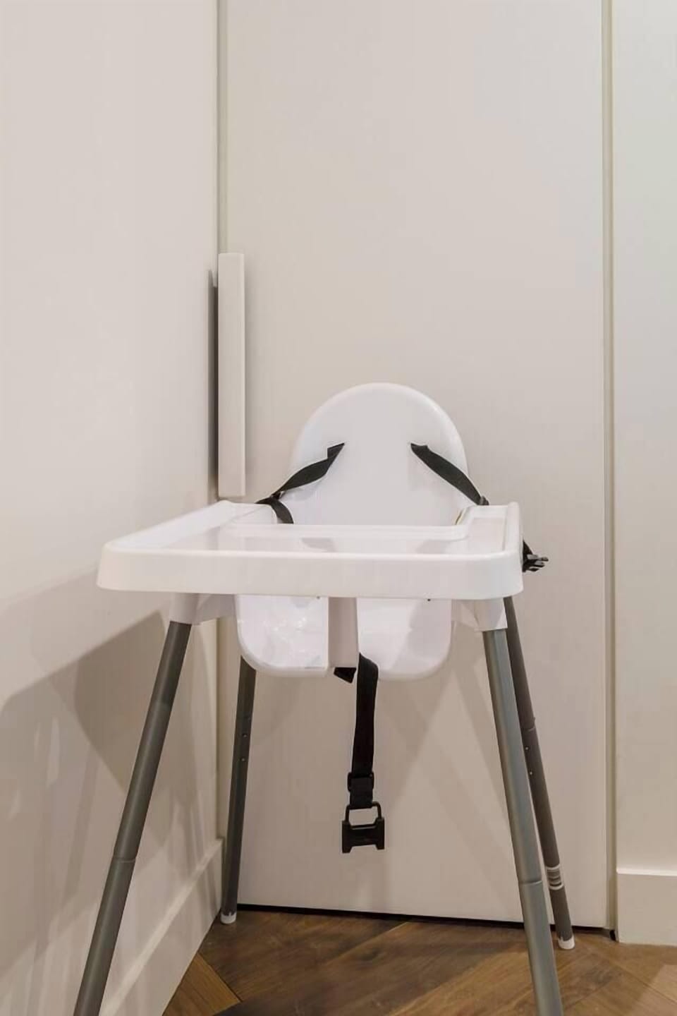 A high chair is included, making mealtimes easier for those travelling with little ones.