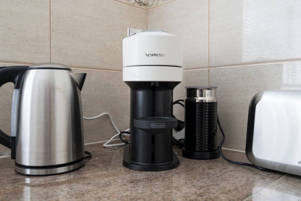 Start your mornings right with a smooth Nespresso brew, tea from the kettle, or a quick toast—your breakfast essentials await.