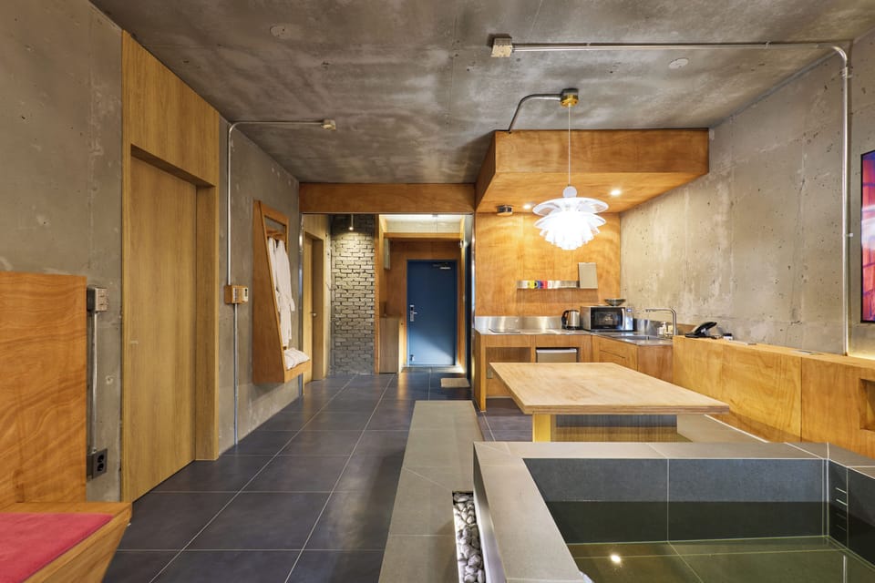 Jacuzzi Sweet 30PY (Not available for cooking) | Private kitchen | Fridge, microwave, stovetop, electric kettle