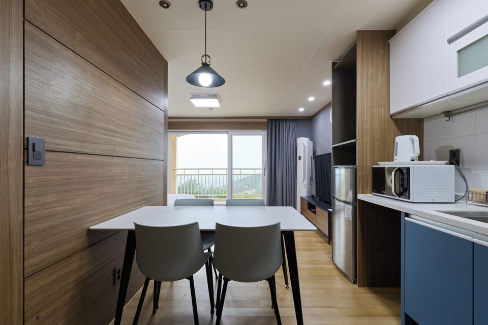 [20 PY] Dog-Friendly Room | Soundproofing, free WiFi, bed sheets