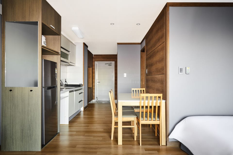Fridge, microwave, stovetop, electric kettle