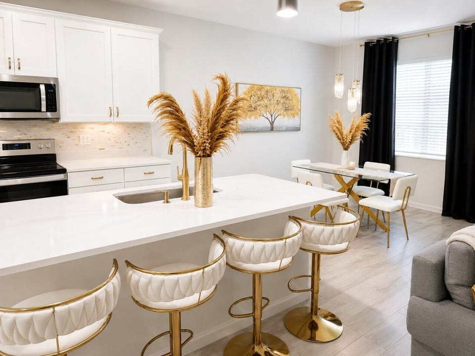 Golden townhome riverview
