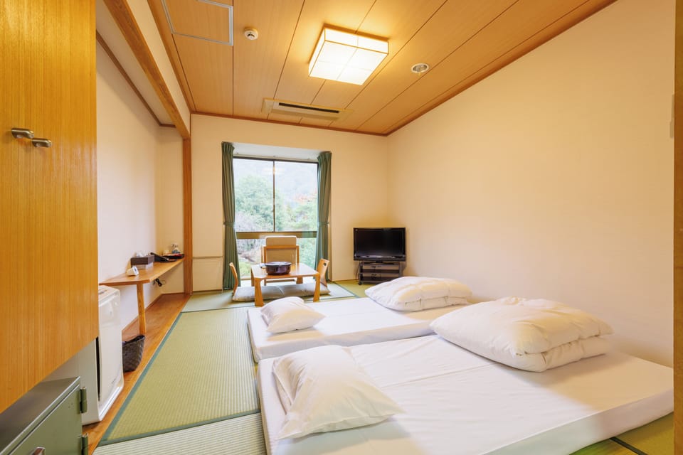 Japanese-style (Garden View), Non Smoking | In-room safe, bed sheets