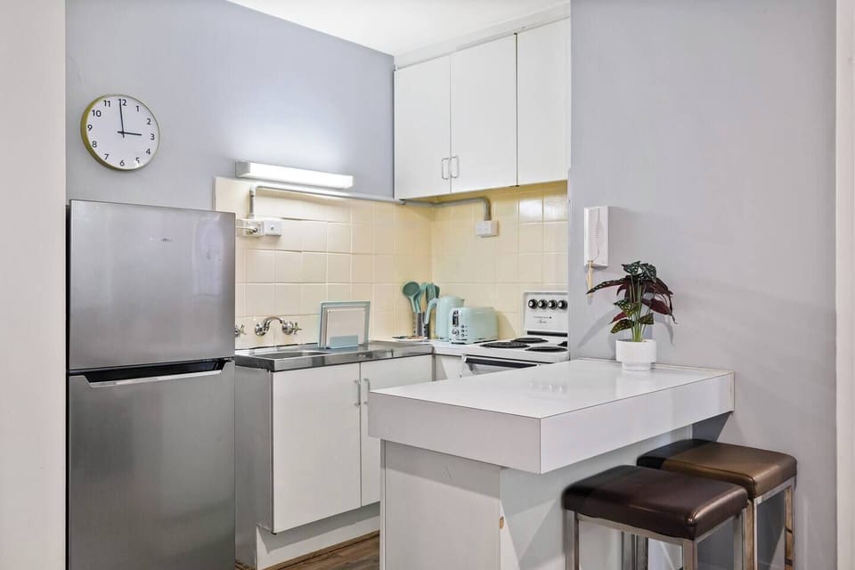 Prepare simple meals in the practical kitchen, equipped with everything you need for an easy stay.