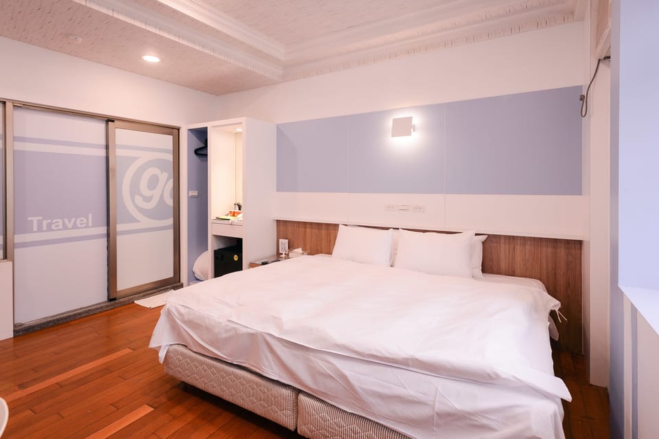 Standard Twin Room, 1 King Bed | View from room