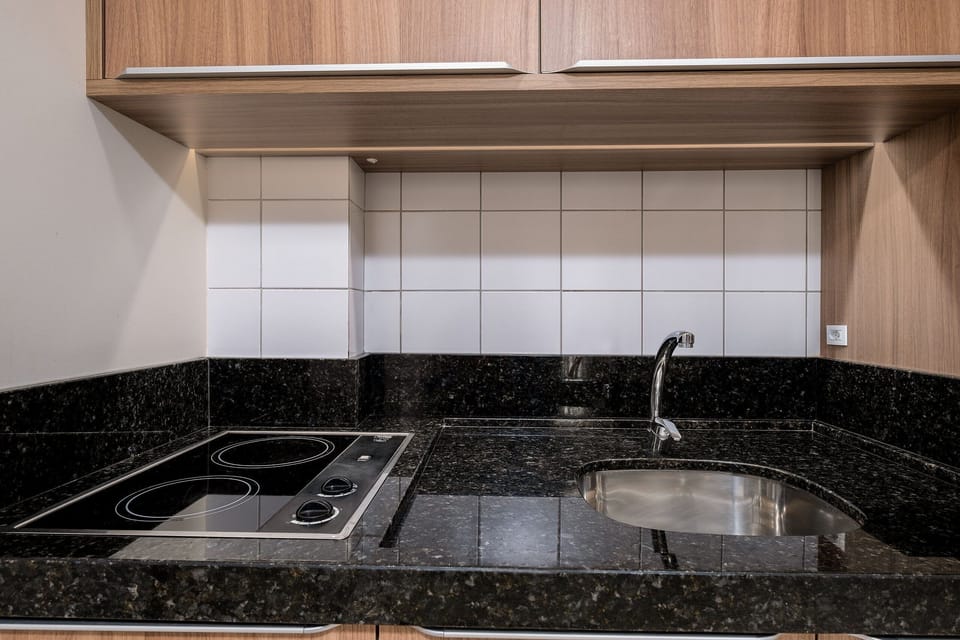 Basic Apartment | Private kitchen