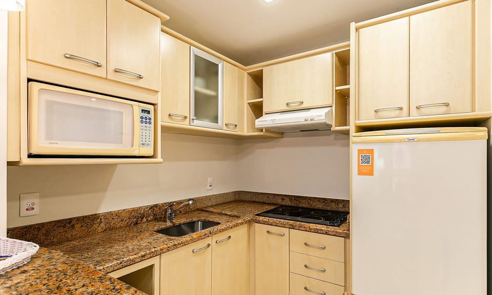 Basic Apartment | Private kitchen