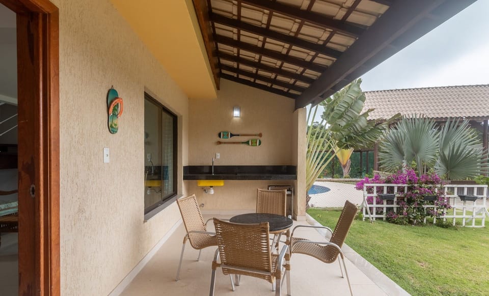 Basic Apartment | Outdoor dining