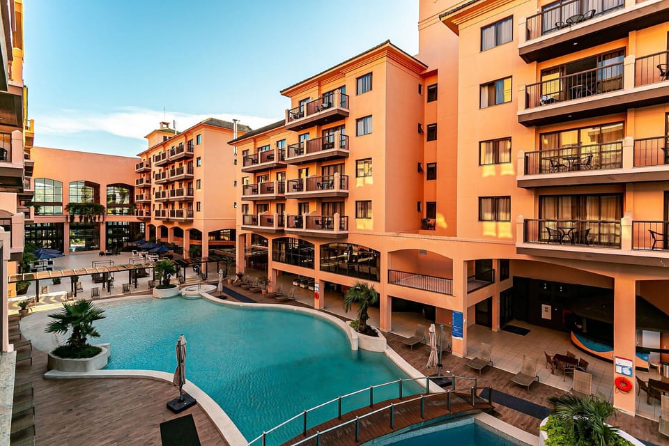 Basic Apartment | Pool