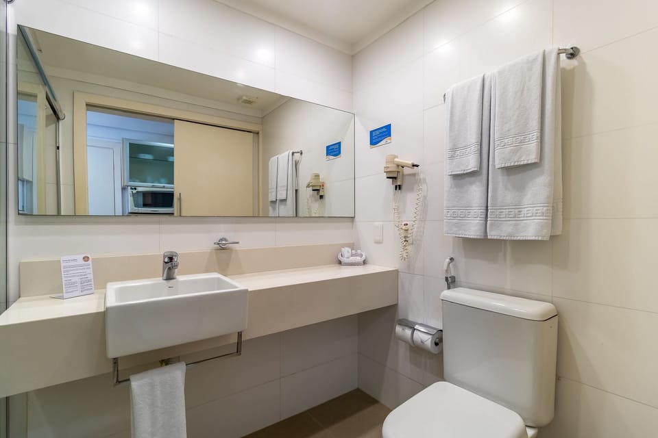 Ocean View Comfort in Beachfront Resort - Jbv464 Apartment in Florianopolis
