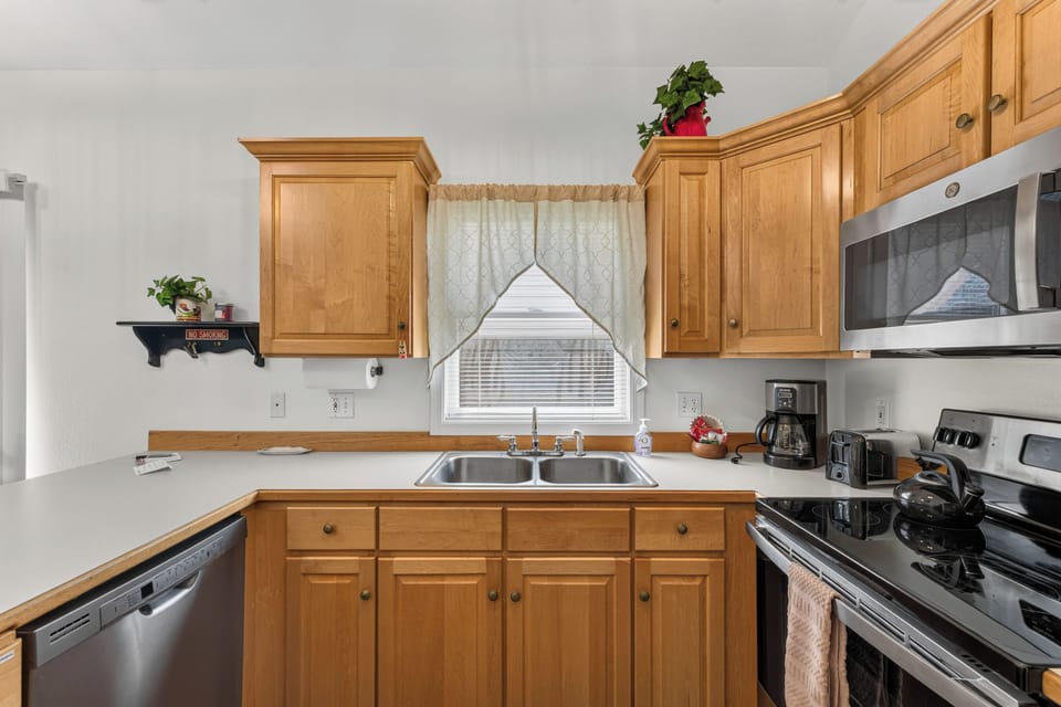 Kitchen- main level