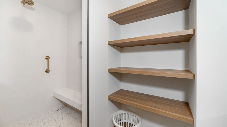 Walk in shower