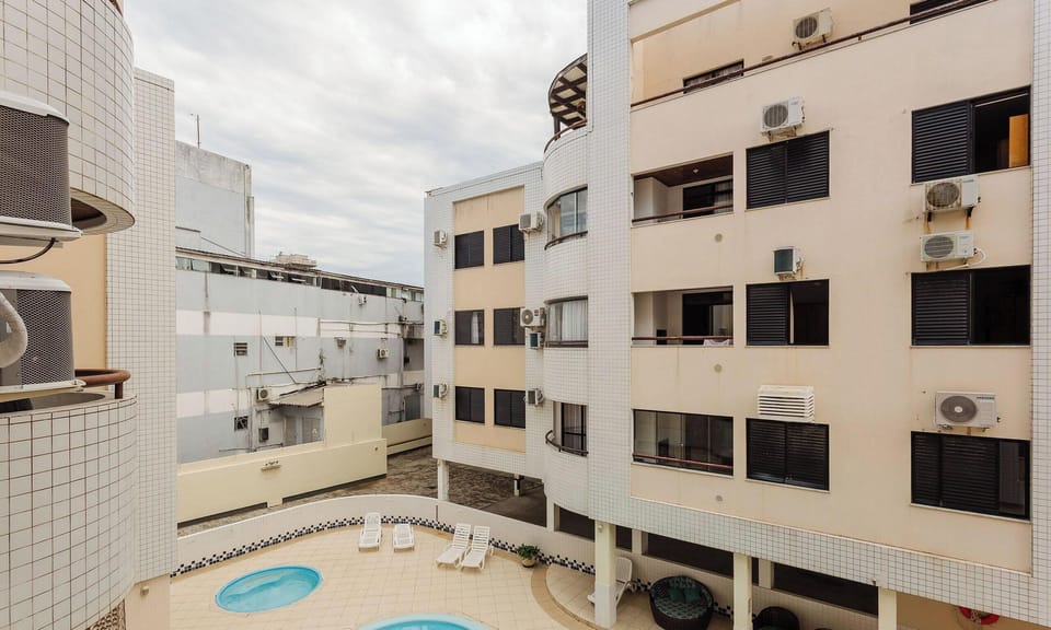 Basic Apartment | Pool