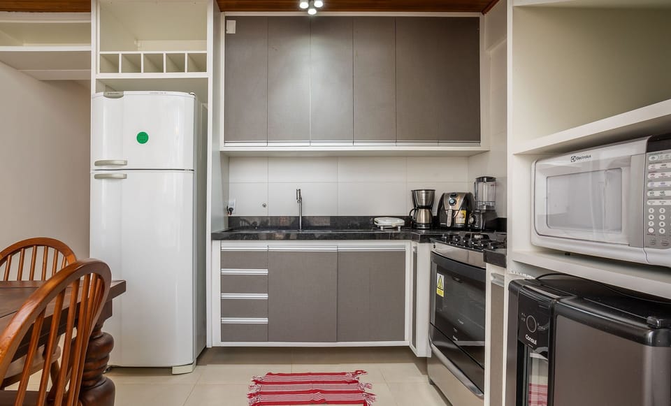 Basic Apartment | Private kitchen