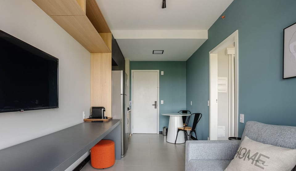 Basic Apartment | Living area | 40-inch TV with digital channels