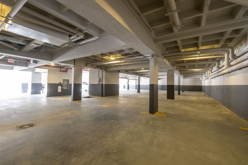 Basic Apartment | Parking
