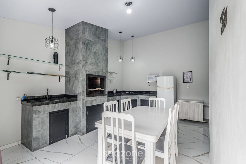 Villa | Dining